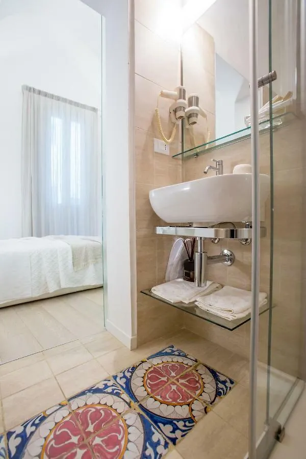 La Finestra Sul Convitto B&B Lecce 2*,  Italy